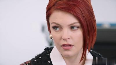 双金主富婆欲壑难填，饥渴索求巨根激烈冲撞